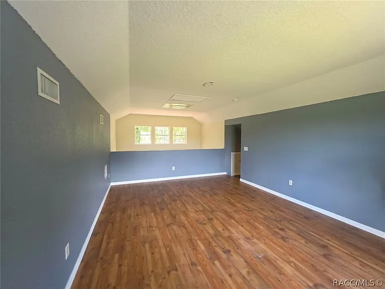 9222 E Waller Ln — Photo 24