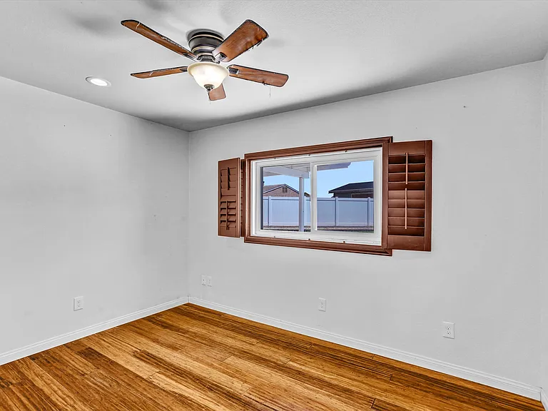 2683 Caulfield Dr — Photo 4