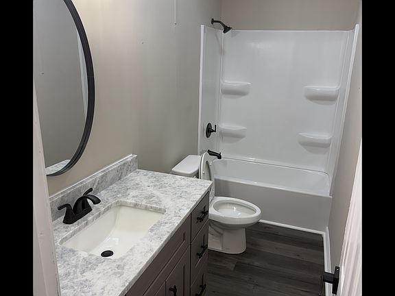 2nd image of 104 Senimor Ct
