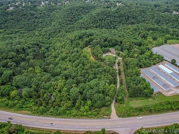 3rd image of 1403 W Us Highway 54
