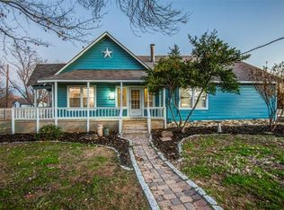 936 Red Rock Cir, Flower Mound, TX 75022