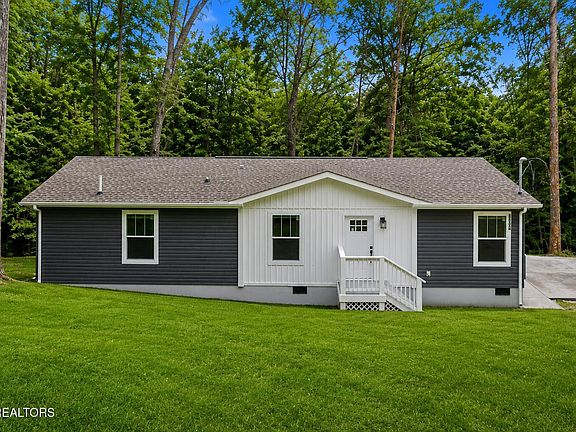 3rd image of 6504 Milroy Ln