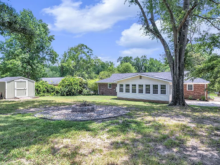 603 Creighton Dr #A — Photo 26