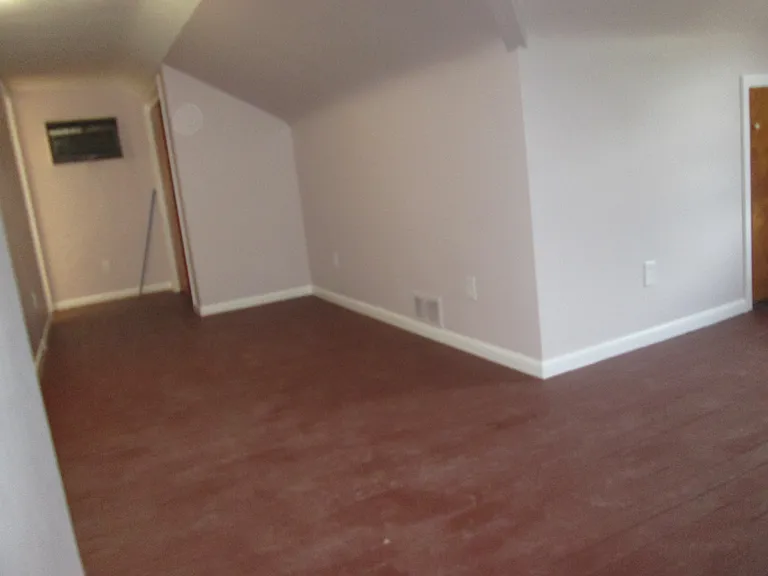 4218 Okalona Rd — Photo 30