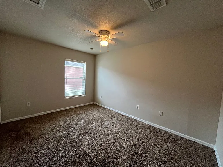 459 Rio Grande Ln — Photo 22