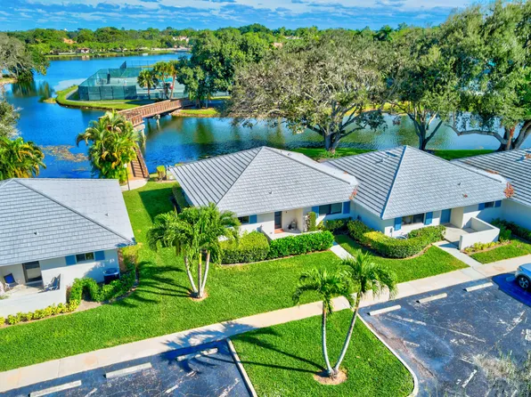 508 Club Drive, Palm Beach Gardens, FL 33418