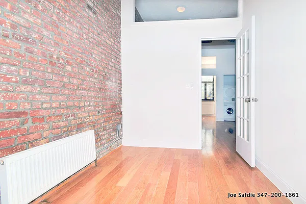 Rented by Safdie Realty Group | media 3