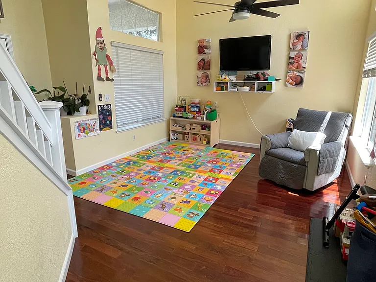 9425 Village Tree Dr — Photo 20