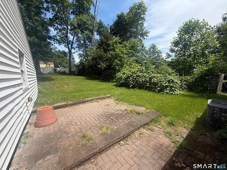 16 Harding Ave — Photo 14