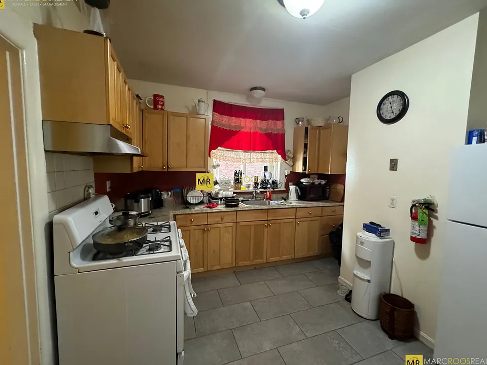 59 Lubec St #1