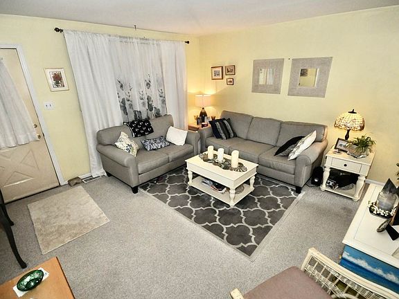 3rd image of 135 65th St #7