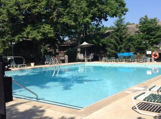 750 Shaker Dr APT 512, Lexington, KY 40504