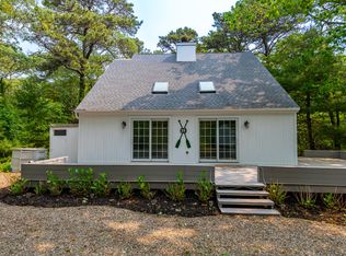 39 Prices Way, Edgartown, MA 02539