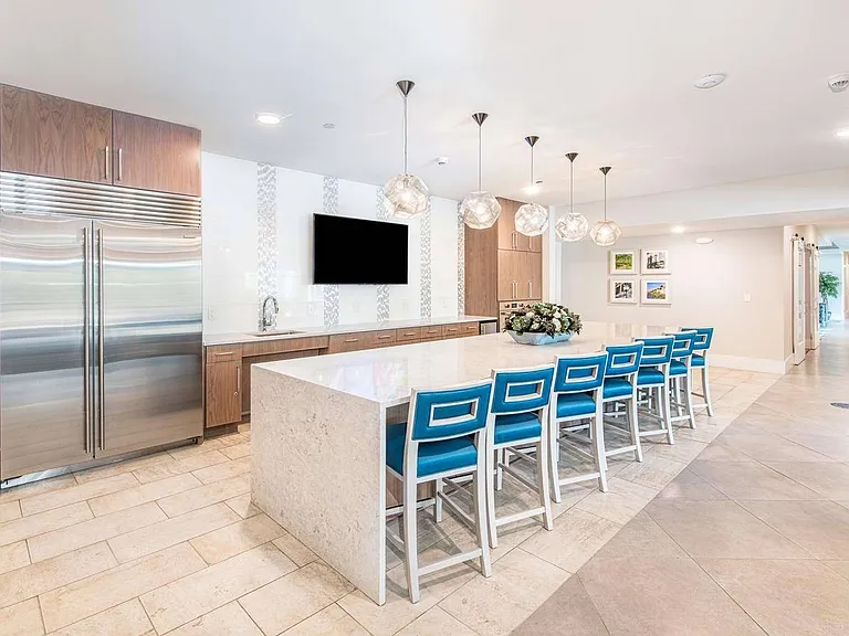 Clubhouse Kitchen Featuring Expansive Seating