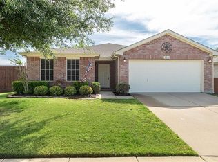 2209 Maplecrest Dr, Little Elm, TX 75068