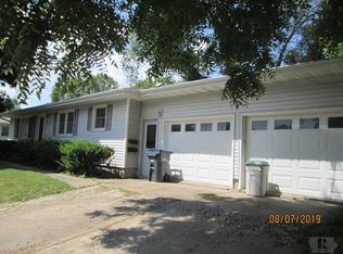 1204 Birdie St, Burlington, IA 52601