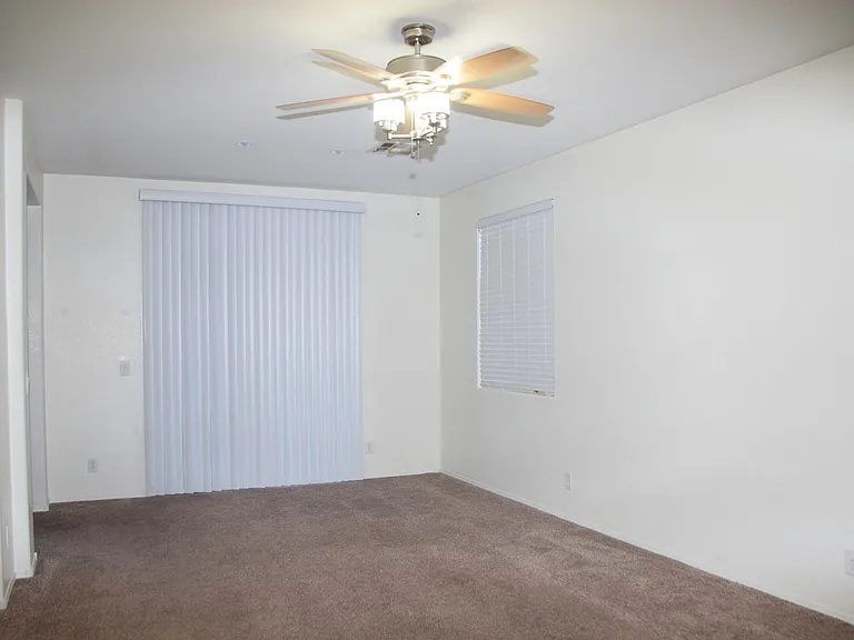 6235 Shamrock Lake Ave — Photo 8