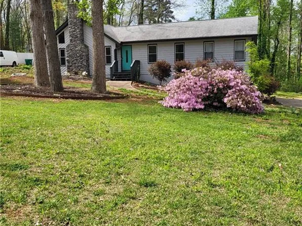5027 Post Road Ct, Stone Mountain, GA 30088