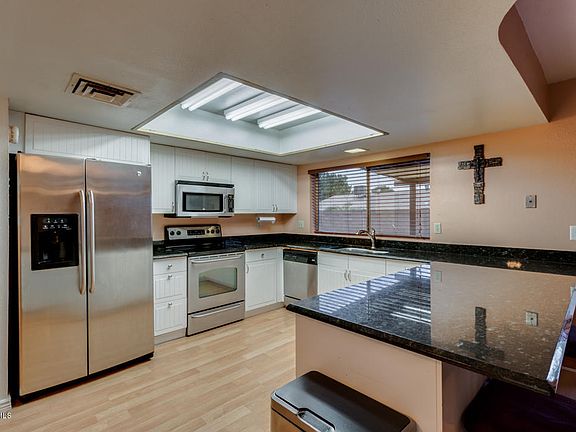 5th image of 4301 E San Gabriel Ave