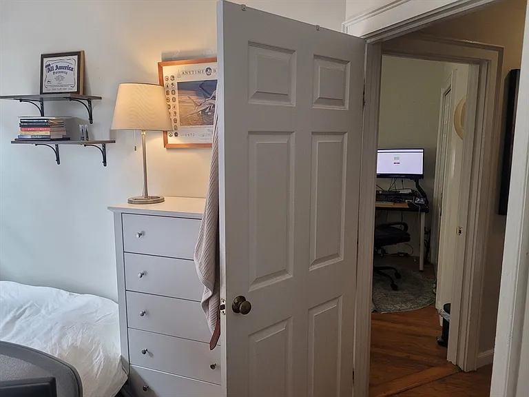 10 Isabella St #3 — Photo 14