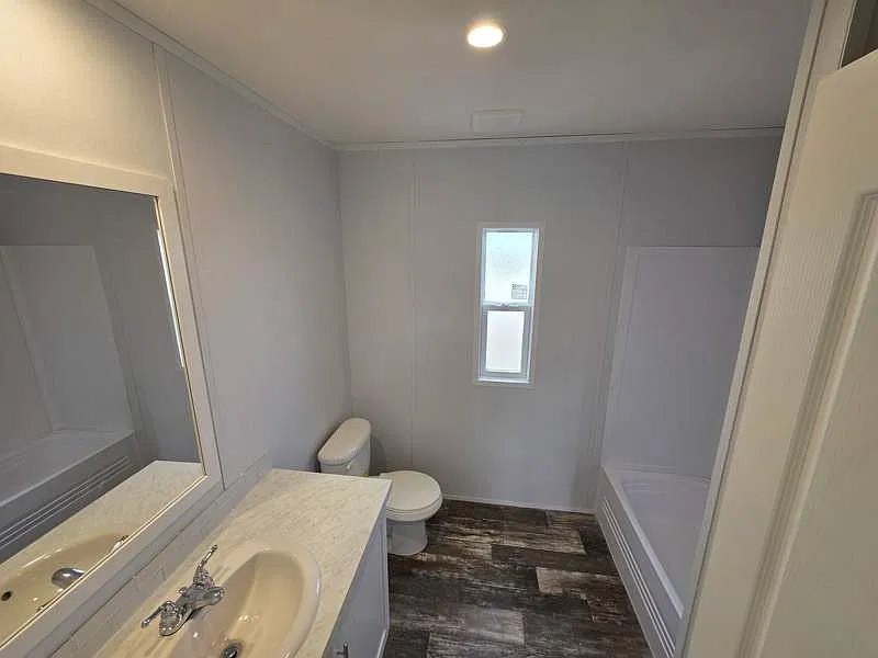 1 bed, 1.0 bath, 480 sqft, $950 — Photo 3