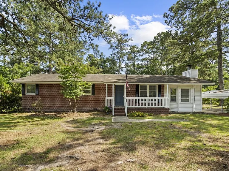 154 Forest Dr — Photo 32