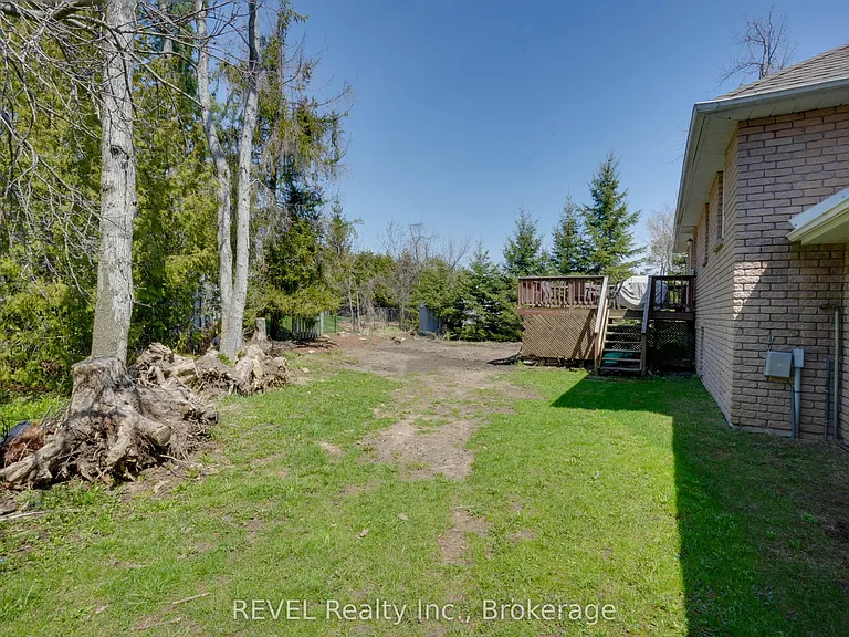 5 Barbara Ave — Photo 9