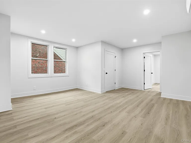 36 Dunwoodie St #1 — Photo 15
