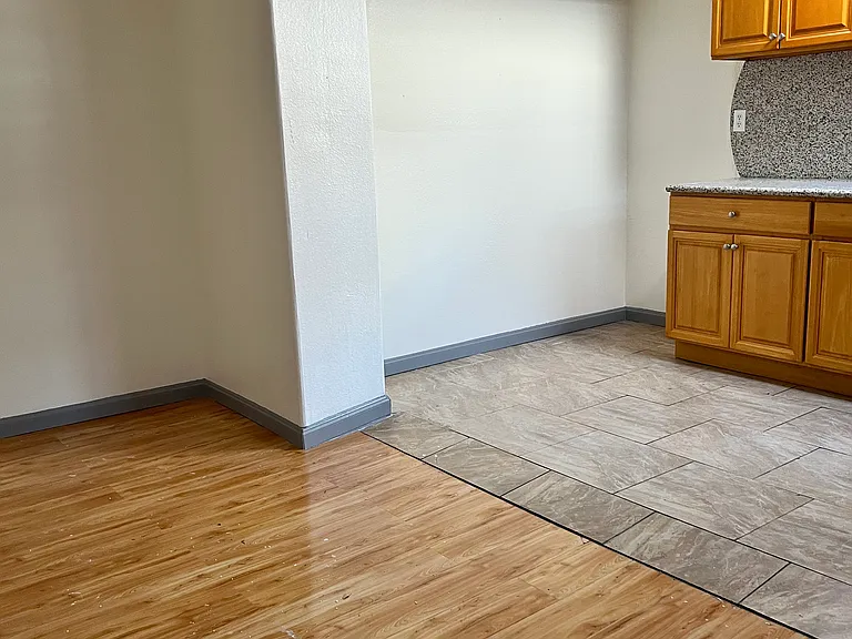 996 Fairwood Ave #2 — Photo 10