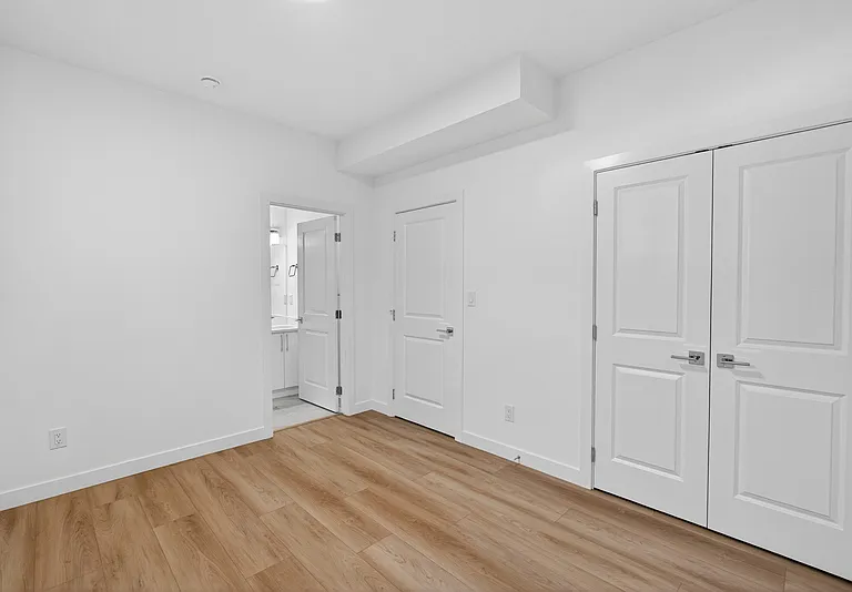 30 Renwyck Pl #BASEMENT — Photo 8