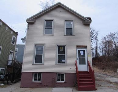 191 1st St, Albany, NY, 12210