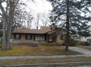 20 Southview Dr, Somers Point, NJ 08244