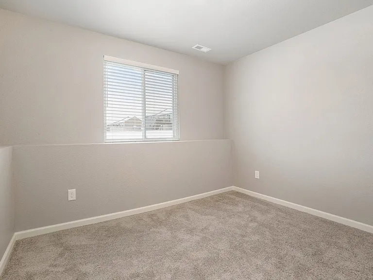 1335 Sturgeon Point — Photo 37