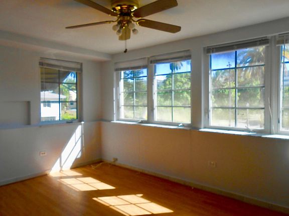 5th image of 1818 Michigan Ave APT 6