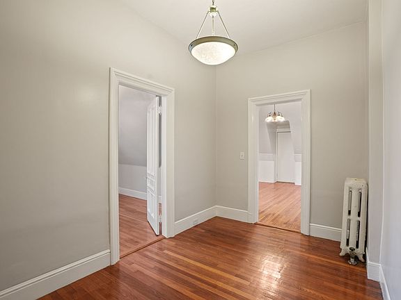 4th image of 8 Claremont St #3A