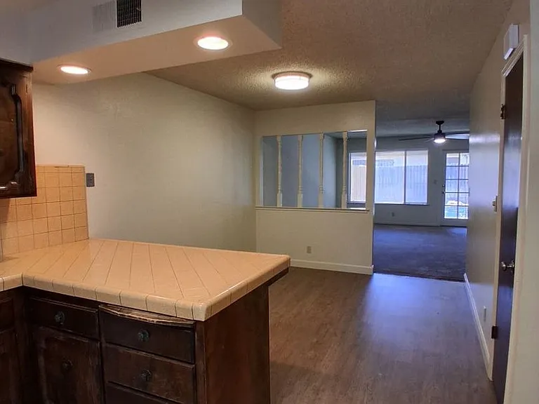 6061 N Bungalow Ln #102 — Photo 8