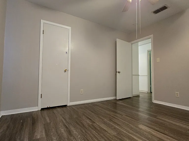 1514 State Highway 155 N — Photo 23