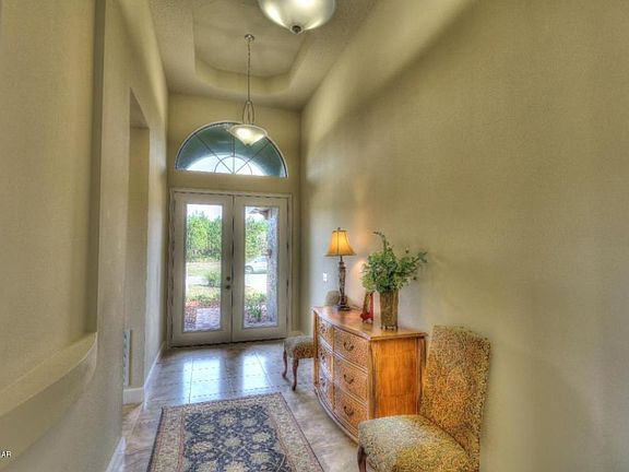 2nd image of 663 S Lake Dr