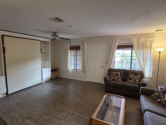 4th image of 1072 Tower Butte Rd