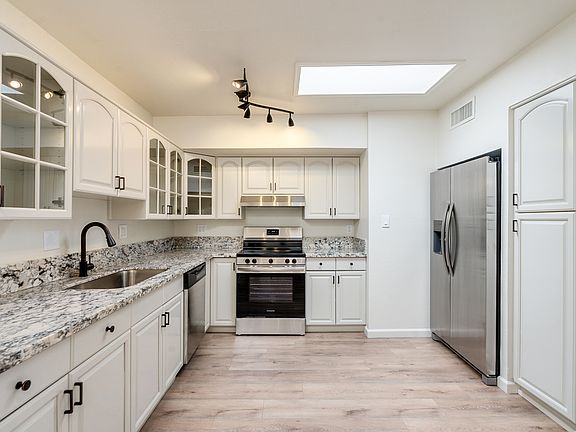 4th image of 9346 E 5th St #1
