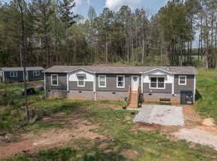4050 Miller Rd, Hodges, SC 29653