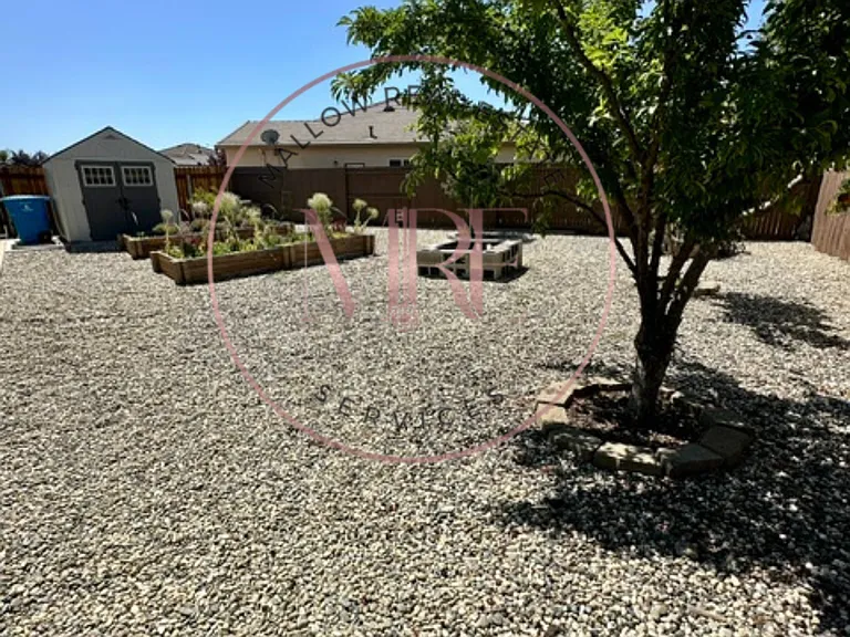 2465 Aberdeen Ct — Photo 14