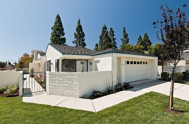 1st image of 8044 Crystal Pl
