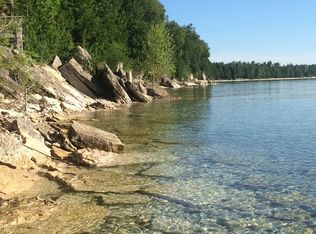 6031 Lakeshore Rd, Sturgeon Bay, WI 54235