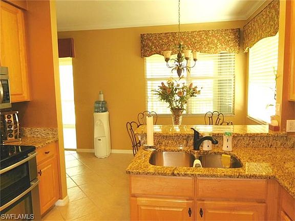 5th image of 3917 Forest Glen Blvd Unit 202