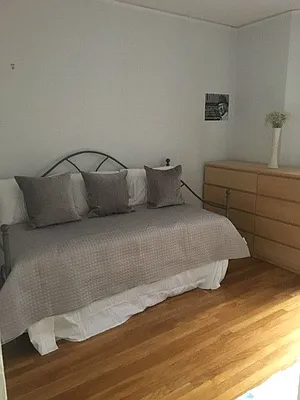 Rented by Keller Williams NYC | media 14