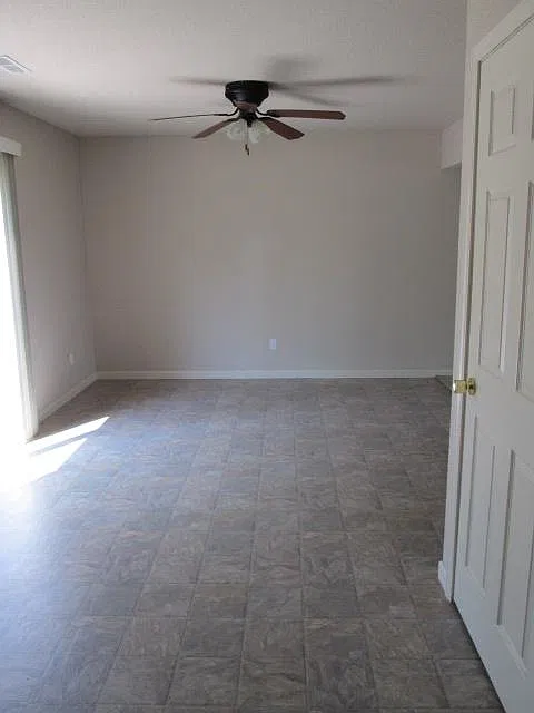 517 W Smith St — Photo 4