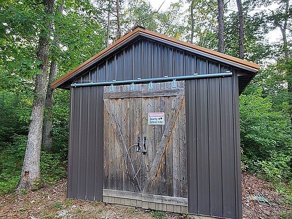 Front of the Shed 12x18x9