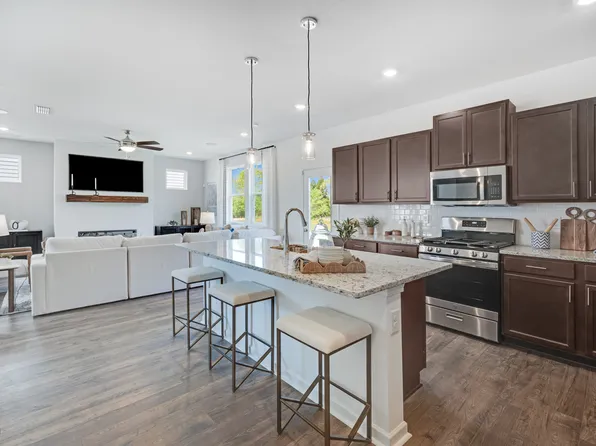 Homes Available Soon, Weatherfield