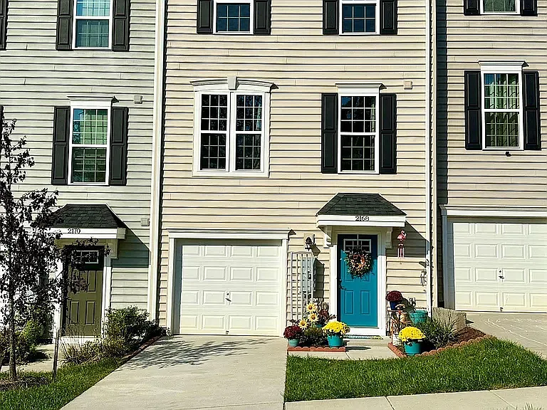 Building Photo - 2168 Elm Tree Ct